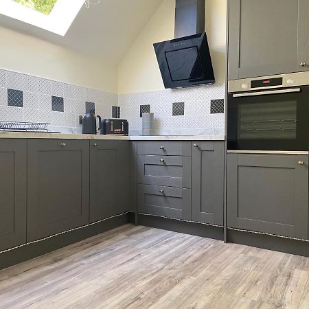 Fabulous 2 Bedroom House Just Outside Edinburgh Auchendinny Exterior photo